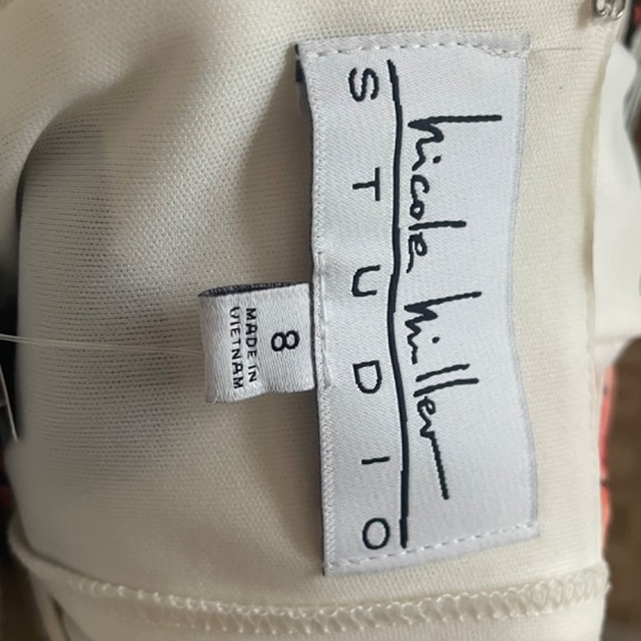 Nicole Miller Studio Ivory Multi Floral Maxi Dress - Picture 4 of 4